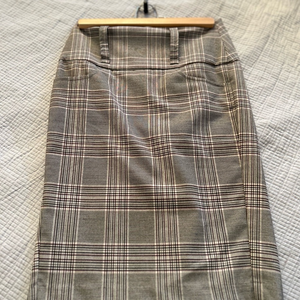 Plaid pencil skirt